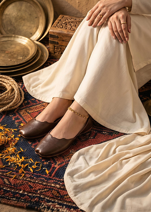Brown leather khussa ALK03