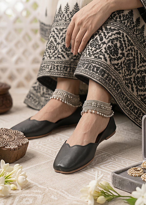 Black leather khussa ALK05