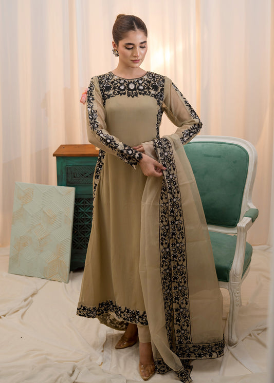 BEIGE TAIL SUIT ALL303