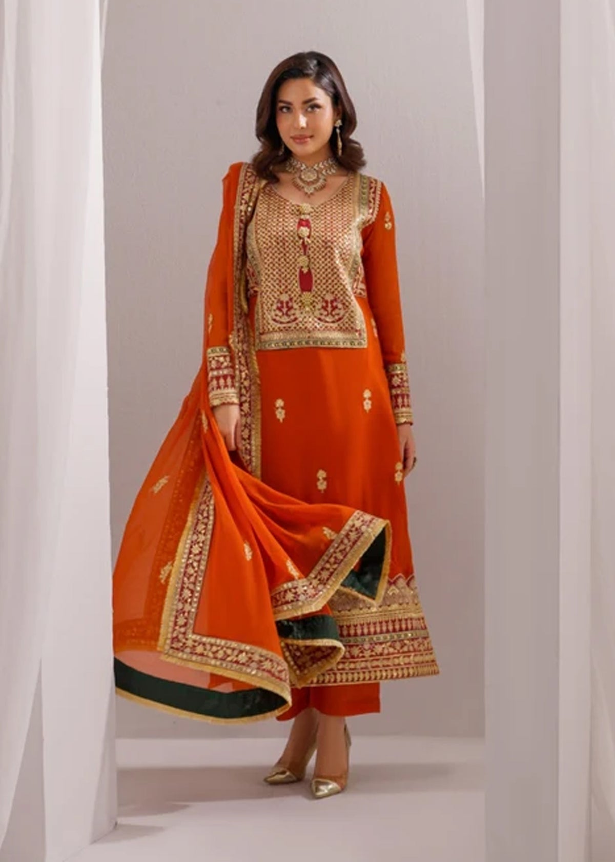 RUST SUIT ALN18
