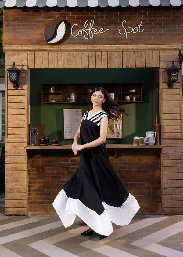 Elegant Black FLARED MAXI ALB125
