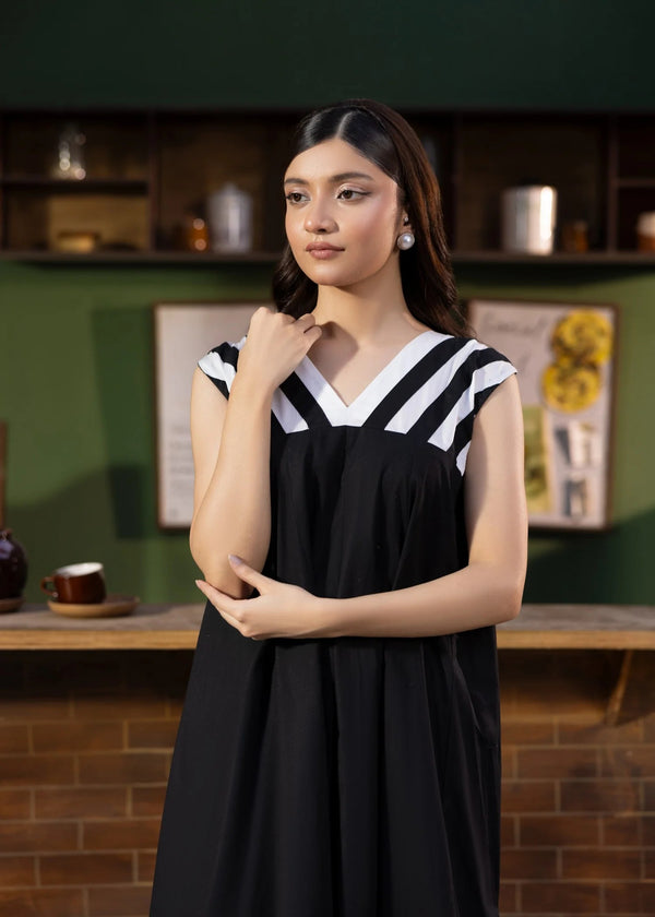 Elegant Black FLARED MAXI ALB125