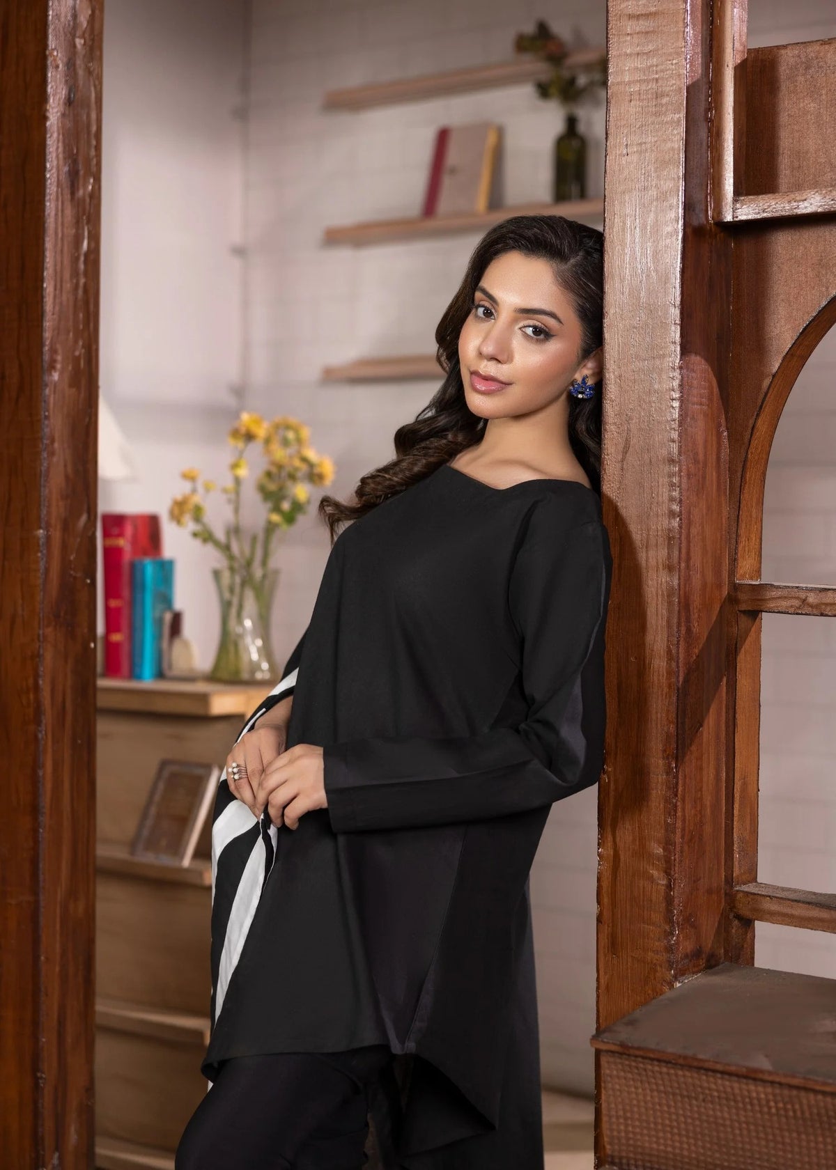black kaftan alb899
