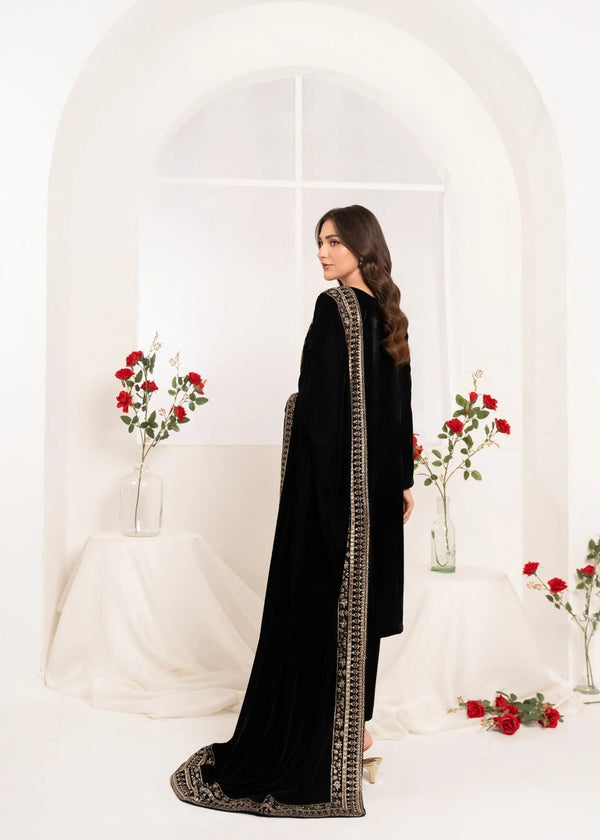 SOLID VELVET SUIT WITH SHAWL ALL060